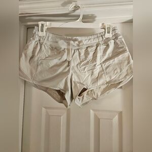 Lululemon Cream Athletic Shorts Lightweight Elastic Waist